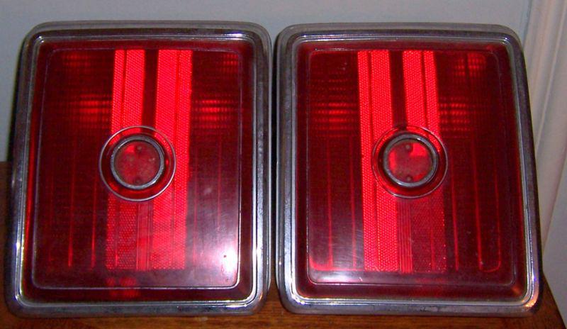 1978 cordova pair tail lights used