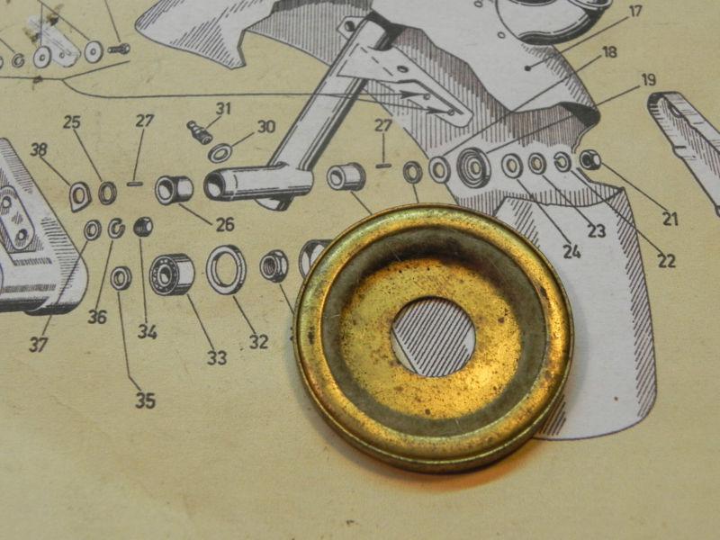 Vespa nos brass washer/gasket for front wheel