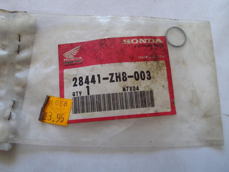 Honda parts--friction spring --part #-28441-zh8-003 !!!!