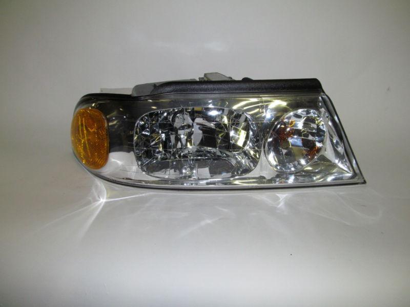 98 99 00 01 02 lincoln navigator oem right headlight nice!