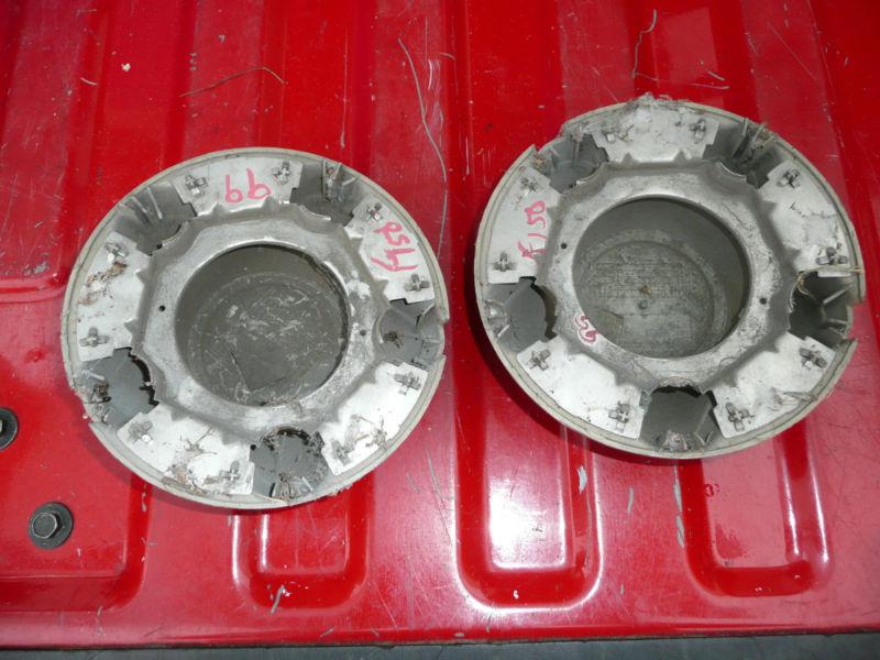  pair of ford truck f-150 wheel centers oem p/n f65a-1a096-aa center cap