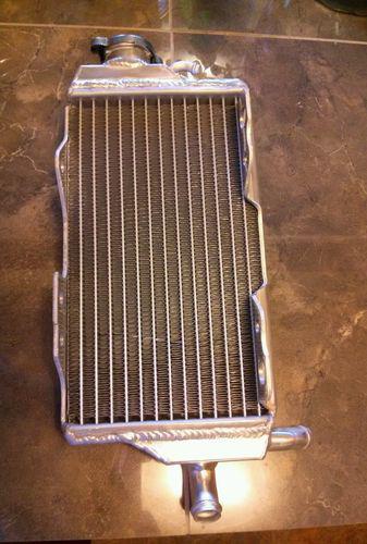 ____cr 125 radiator one side (left)_______________