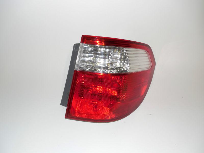 05 06 07 honda odyssey oem right tail light nice!