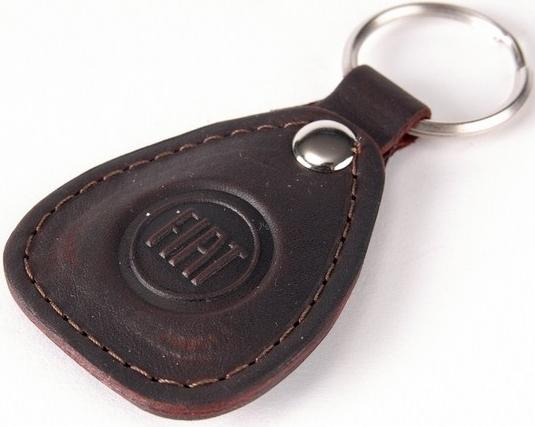 New leather brown keychain car logo fiat auto emblem keyring