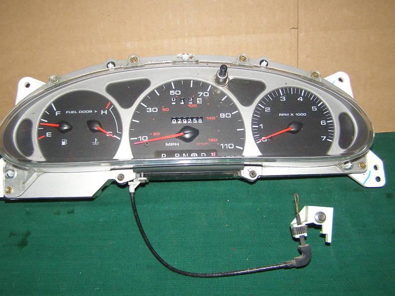 1999 mercury sable  1999 ford taurus speedometer cluster  80k