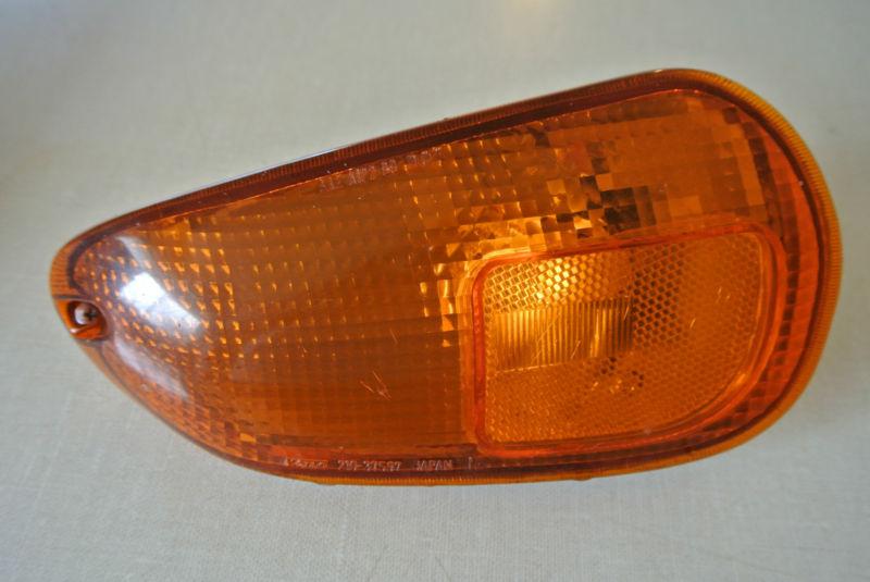 91 92 93 dodge stealth left driver side turn signal marker corner parking lights