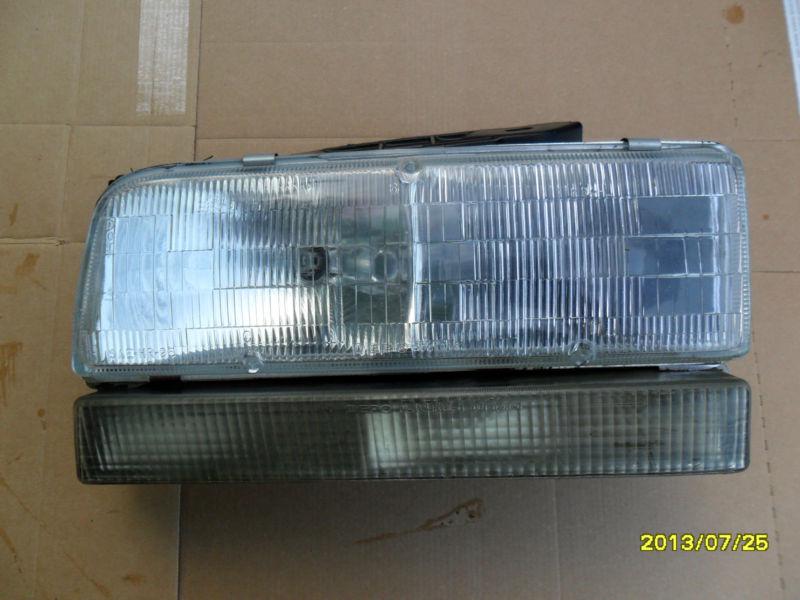 1994 lesabre oem right driver side headlight turn signal blinker marker light