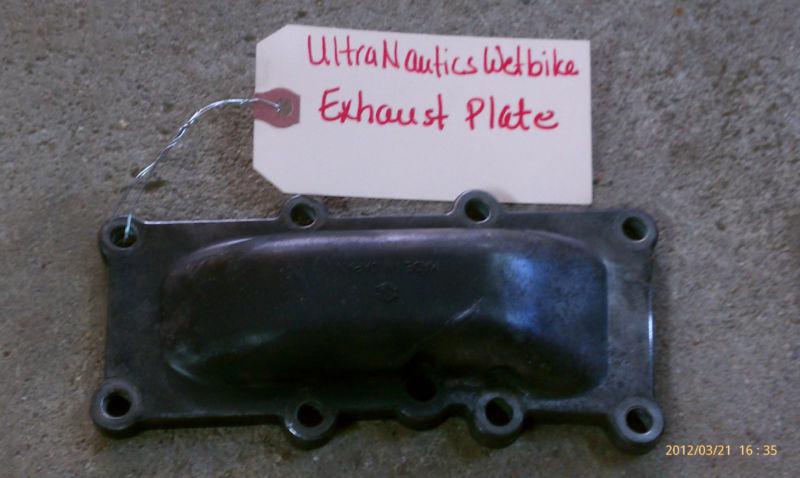 Wet bike exhaust plate 1982