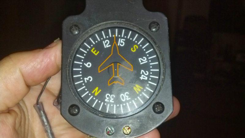 Precision aviation vertical card compass