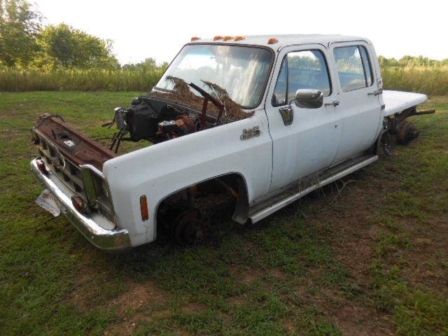 1977 chevrolet/gmc front fender lh oem sk#7714