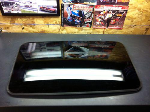 03 04 05 06 07 cadillac cts sunroof glass only