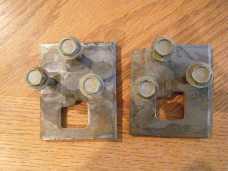 Oem 1967-68 ford mustang r h set door hinge mounting plates 