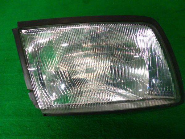 Nissan vanette 2008 right head light assembled [1310800]