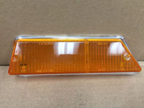 Triumph tr6 new right turn signal lens original lucas l827