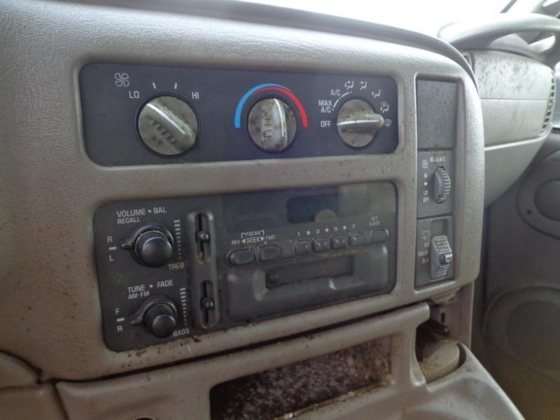 Radio/stereo for 95 96 97 98 99 chevy 1500 pickup ~