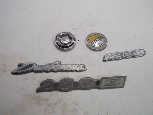 1975 datsun 280z 280 z  emblems  side  fender emblems       2309