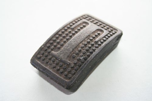 Triumph spitfire mk3 herald tr2 tr4 gt6 tr6 brake pedal rubber