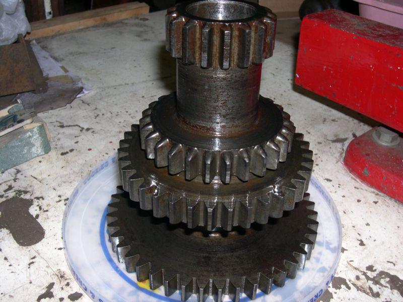 1929 -1947 ford-warner transmission nos  4 speed cluster gear bb-7113