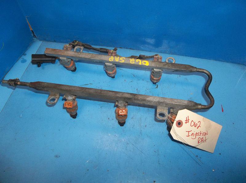 Chrysler sebring fuel rail & injectors 98 99