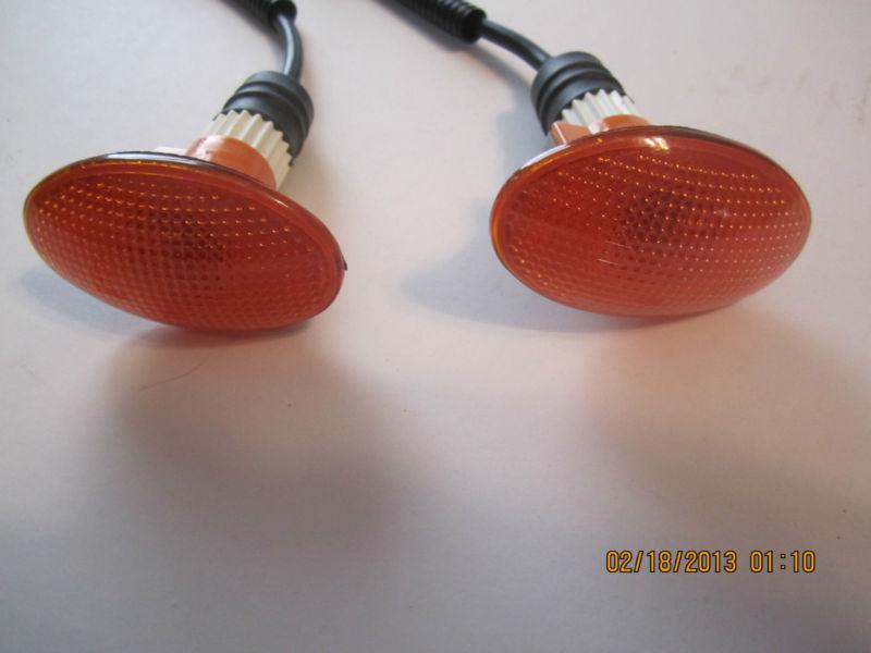 Ford  f series rr fender marker lights, amber for dual rear wheels, 1rt. & 1 lt.