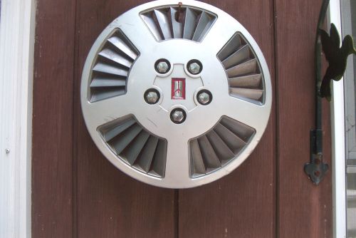 Oe olds 13 in hubcap, 1988-89 calais, 1988 firenza, # 4107