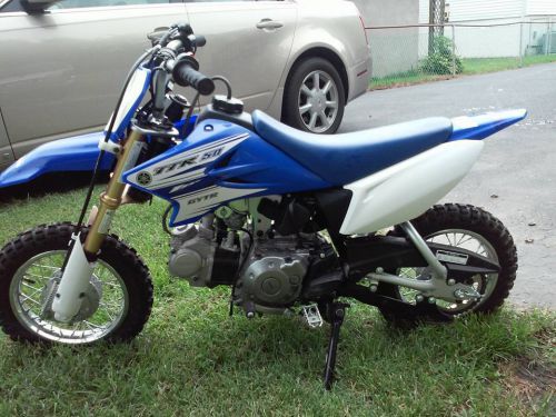 2016 yamaha tt-r50 dirt bike