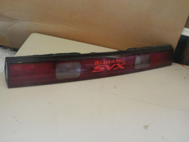 92 93 94 95 96 97 subaru svx  trunk reflector reverse center tail lamp panel