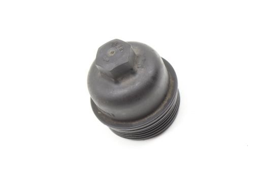 2018-2020 bmw 530e g30 - engine oil filter cover / cap 8507685