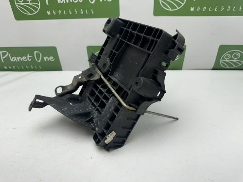 Oem 2010-2019 ford taurus se 3.5l battery tray holder support ag13-10723ae