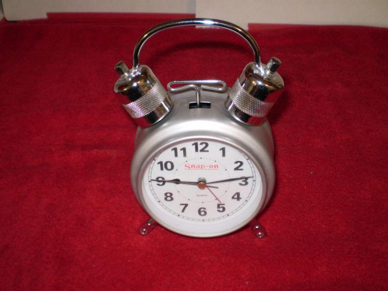 Find Snap On tools alarm clock, rare, nice condition, wake up for work