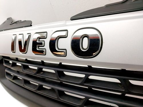 2013 iveco daily 70c17 front bumper centre grill grille 5801342734ez