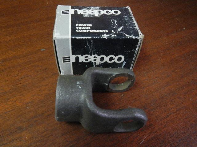 Neapco 10-0493 (nea100493) n1000 series end yoke - round bore - 1"  ***new***