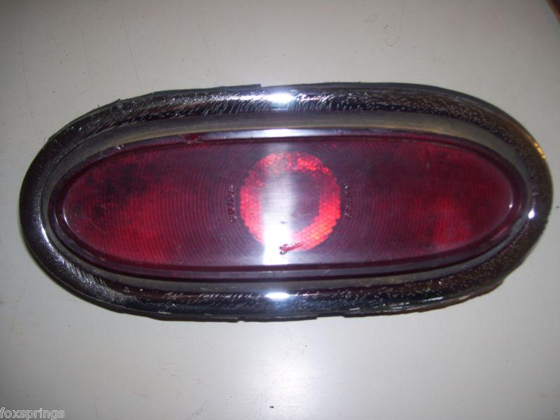 1959 pontiac catalina - ventura tail light assy -  guide r2-59 - p40