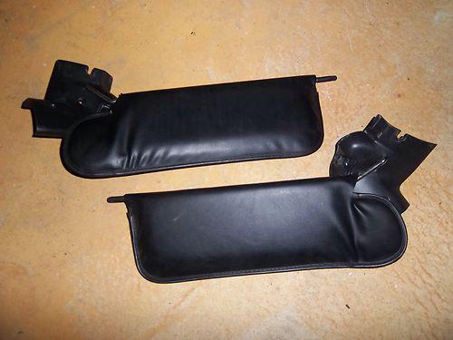 1987-1993 mustang black vinyl sun visors