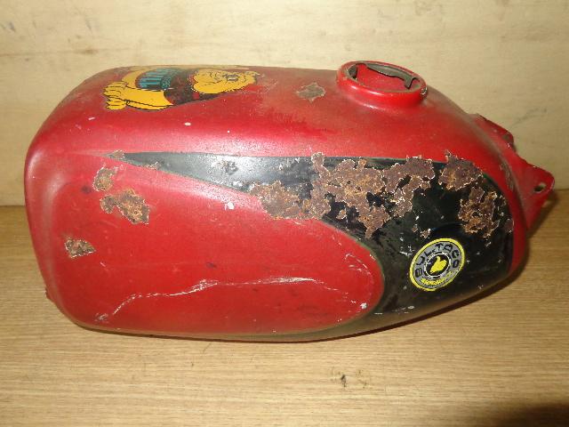 Fuel tank 125cc bultaco junior 75 and is owned original bultaco.