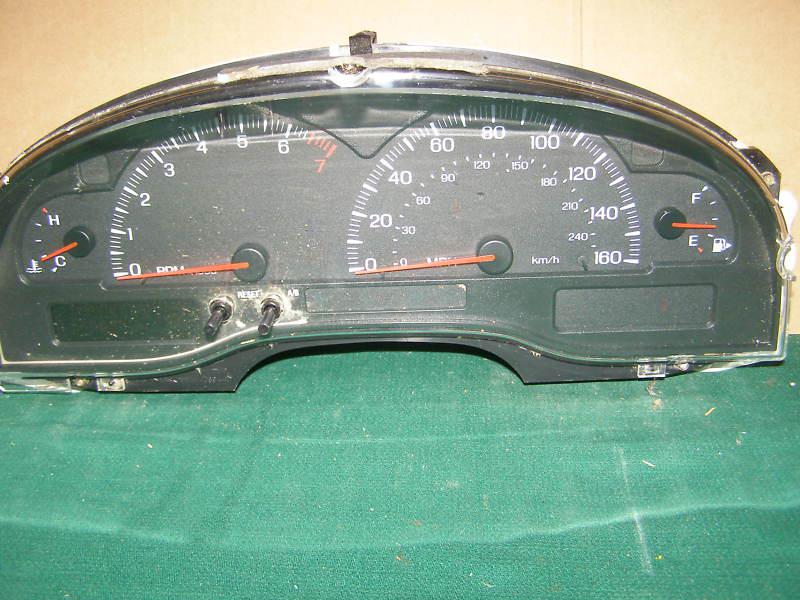 2000 2001 2002 lincoln ls speedometer cluster  42k