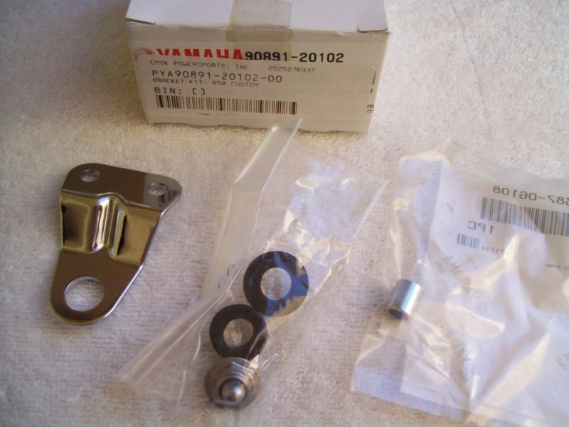 Yamaha xvs 650 v-star rear seat bracket stay kit / 90891-20102-00 / new