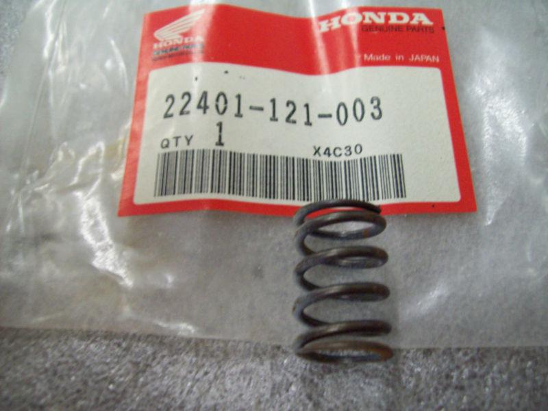 Genuine honda clutch spring ct110 atc110 22401-121-003 new nos