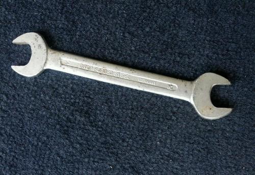 Porsche 18/19mm metric drop forged wrench tool kit early vintage 356 911 912 914