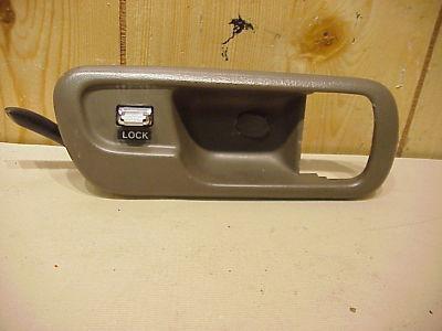 Acura 3.2tl 95-98 1995-98 power lock switch w/ bezel tan passenger rh