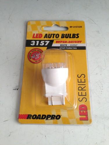 Roadpro super-bright led auto bulbs/3157 white - 12-volt / 100,000 hours