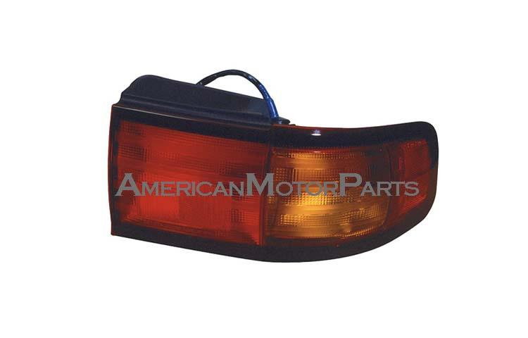 Right passenger side replacement tail light 95-96 toyota camry 2/4dr 8155006070