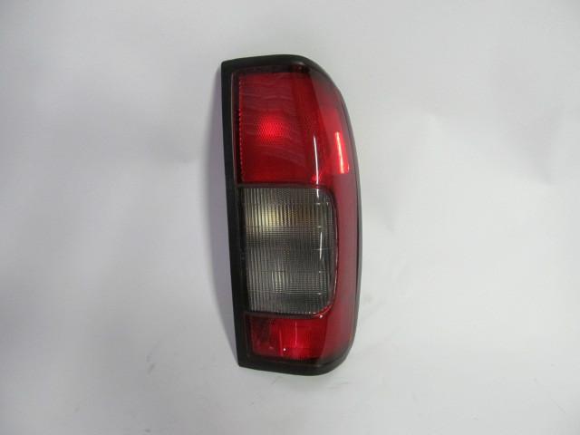 98 99 00 01 02 03 04 nissan frontier right tail light nice!