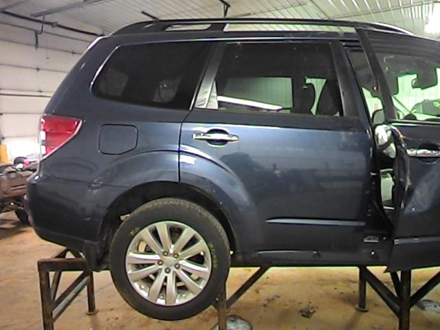 2013 subaru forester 1531 miles rear or back door right 2597628