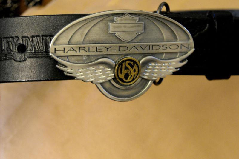 Harley hd mens belt & hd buckle size 32 black  like new
