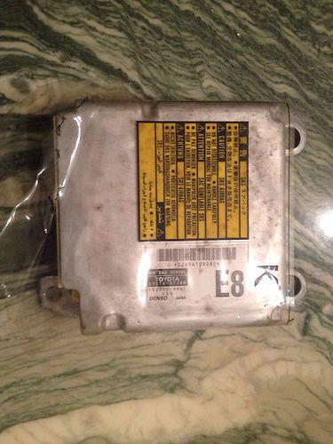 2004,05 toyota prius airbag control module/ computer (oem)