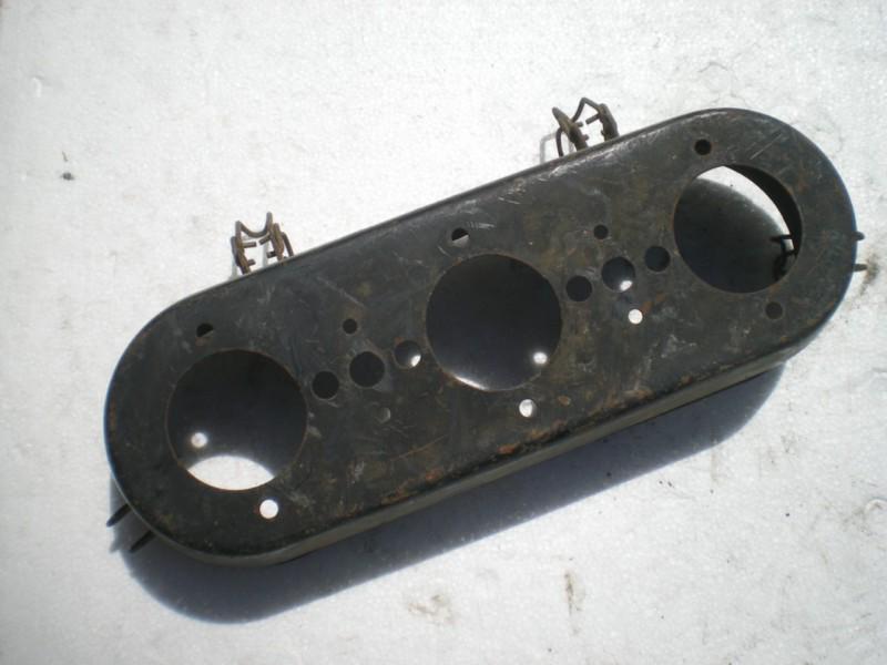 Porsche 911 attachment for air cleaner box