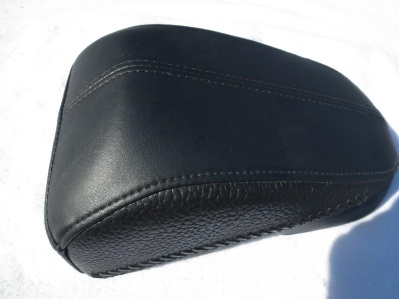 Genuine harley-davidson passenger/pillion seat~msrp$119.95~sweeeeet price!!!