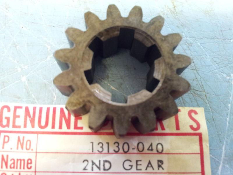 Kawasaki kt250 a 1975-1976 2nd drive gear 13130-040 nos