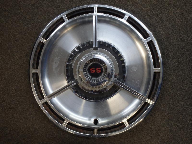 64 chevelle wheel cover w/o wire type ss